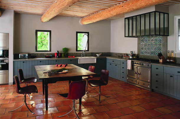 Фотография: Кухня и столовая в стиле Прованс и Кантри, Карта покупок, Индустрия – фото на INMYROOM