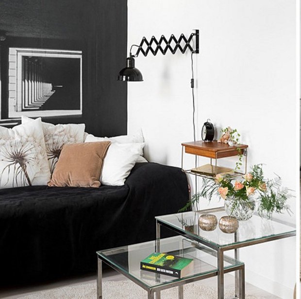 Фотография: Мебель и свет в стиле Современный, Скандинавский, Малогабаритная квартира, Квартира, Белый, Черный – фото на INMYROOM