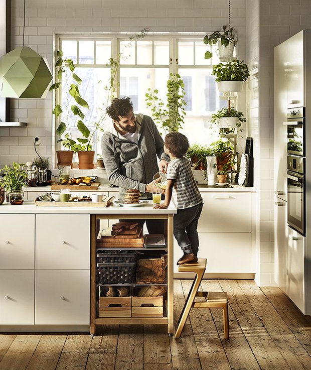 МЭСТЕРБИ
табурет-лестница, бежевый,
2 499.– (ИКЕА)