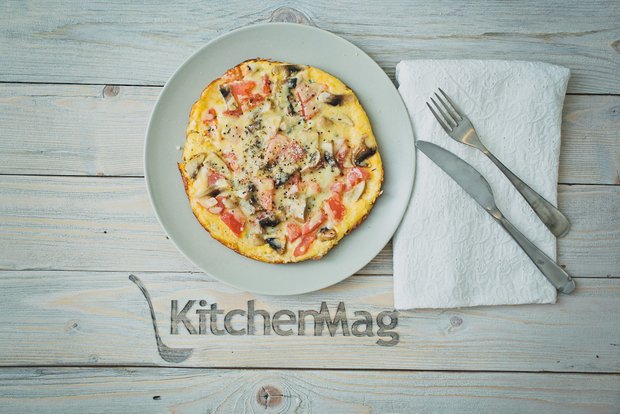 Фотография:  в стиле , Завтрак, Жарить, Кулинарные рецепты, Легкий завтрак, 15 минут, Готовит KitchenMag, Европейская кухня, Просто, Яйца – фото на INMYROOM