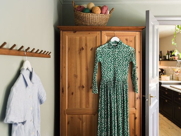 Фотография: Спальня в стиле Современный, Скандинавский, Квартира, Советы, Минимализм, 40-60 метров – фото на INMYROOM