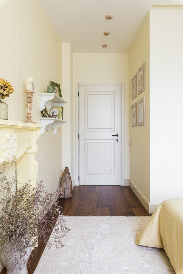 Фотография:  в стиле , Кухня и столовая, Ванная, Прихожая, Гостиная, Спальня, Классический, Современный, Декор интерьера, Квартира, Дом, энциклопедия_декор – фото на INMYROOM