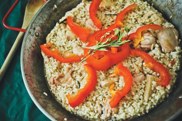 Фотография:  в стиле , Обед, Ужин, Основное блюдо, Мясо, Птица, Кулинарные рецепты, Варить, 45 минут, Пришли гости – фото на INMYROOM