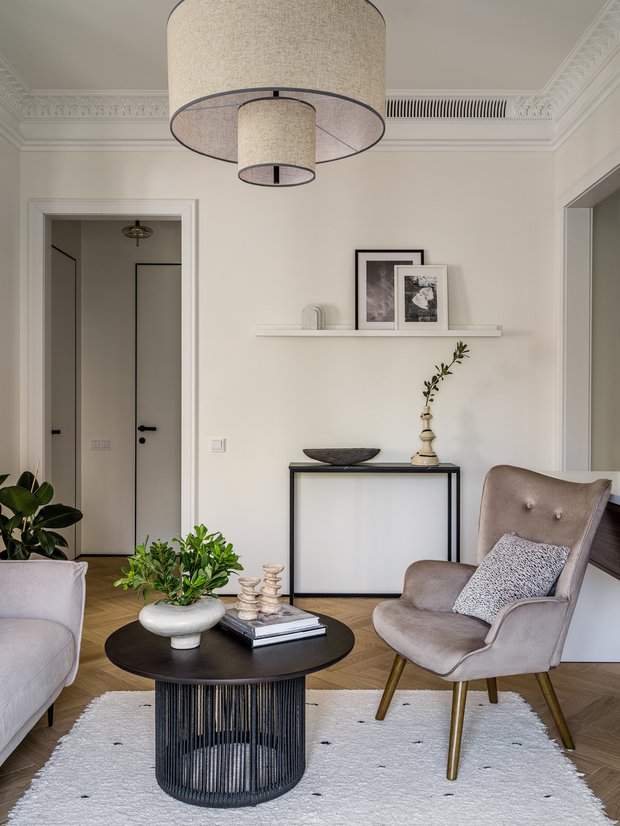 Фотография: Гостиная в стиле Классический, Современный, Квартира, Проект дня, Сталинка, 3 комнаты, 60-90 метров, Екатерина Любимкина – фото на INMYROOM