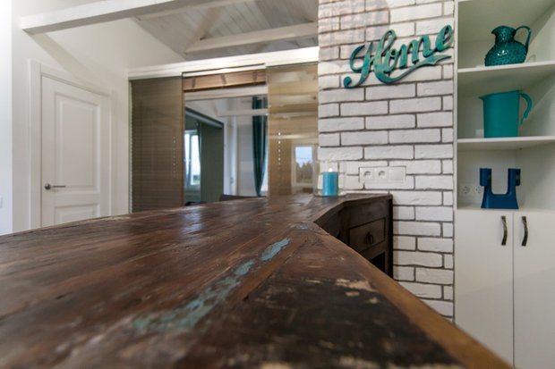 Фотография: Кухня и столовая в стиле Прованс и Кантри, Лофт, Скандинавский, Современный, Интерьер комнат, Дача, Дачный ответ, Мансарда – фото на INMYROOM