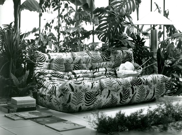 Фотография: Ландшафт в стиле Современный, Индустрия, Новости, Мягкая мебель, Диван, Ligne Roset – фото на INMYROOM