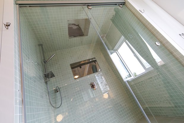 Фотография: Ванная в стиле , Интерьер комнат, Дача, Дачный ответ, Мансарда – фото на INMYROOM