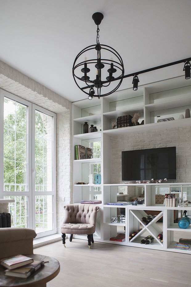 Фотография: Гостиная в стиле Лофт, Современный, Квартира, Студия, Проект дня, Москва, Юрий Гришко, Мария Дадиани, Кирпичный дом, до 40 метров – фото на INMYROOM