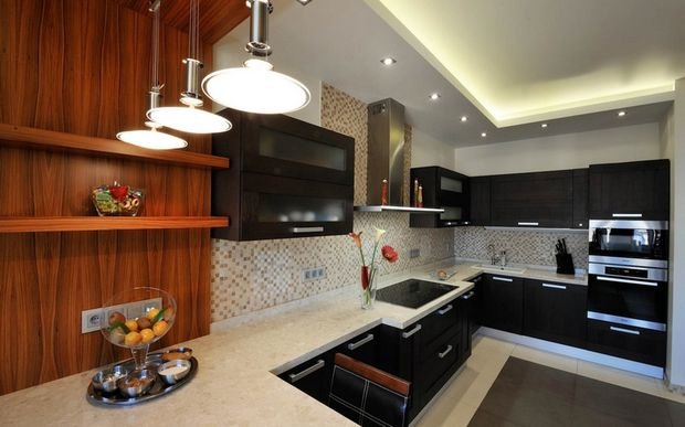 Фотография:  в стиле , Кухня и столовая, Квартира, Дом, Планировки, Мебель и свет, Советы, Перепланировка, Переделка – фото на INMYROOM