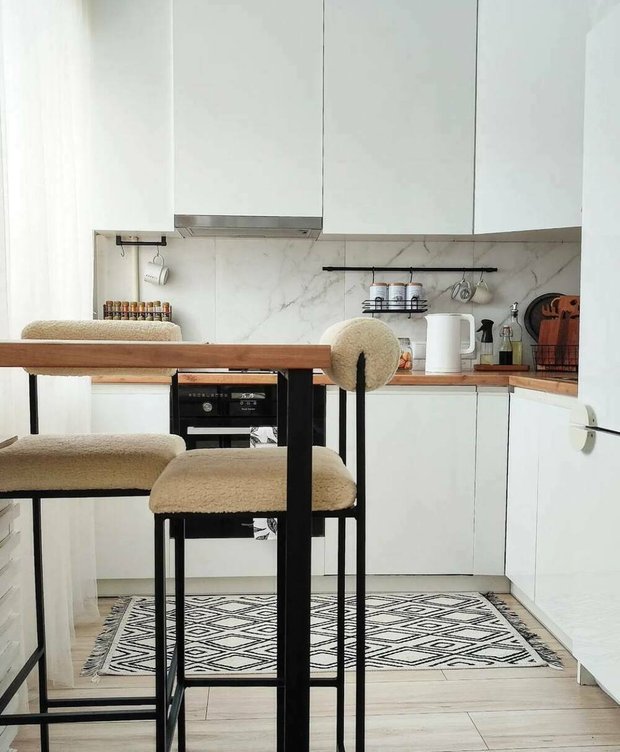 Фотография:  в стиле , Кухня и столовая, Гид – фото на INMYROOM