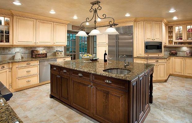 Фотография:  в стиле , Кухня и столовая, Декор интерьера, Квартира, Дом, Мебель и свет – фото на INMYROOM