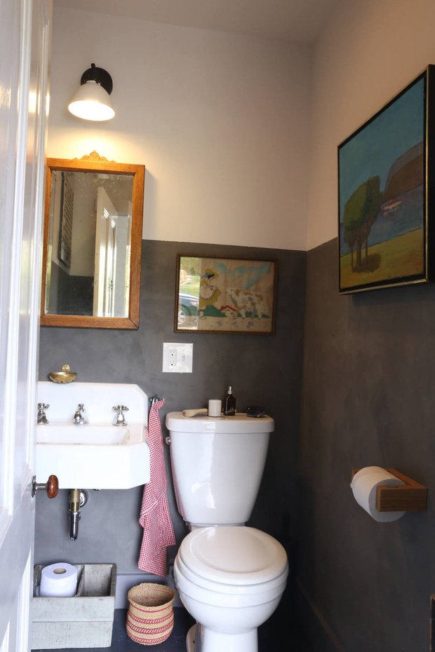 Фотография: Ванная в стиле Прованс и Кантри, Скандинавский, Дом, Советы, Белый, Минимализм, Красный, Серый, Минессота – фото на INMYROOM