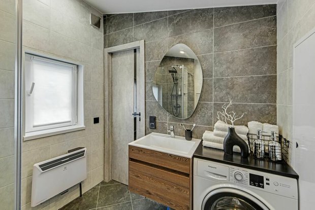 Фото: Ванная комната в стиле модерн, Дом, Проект дня, Дом и коттедж, до 40 метров – фото на INMYROOM