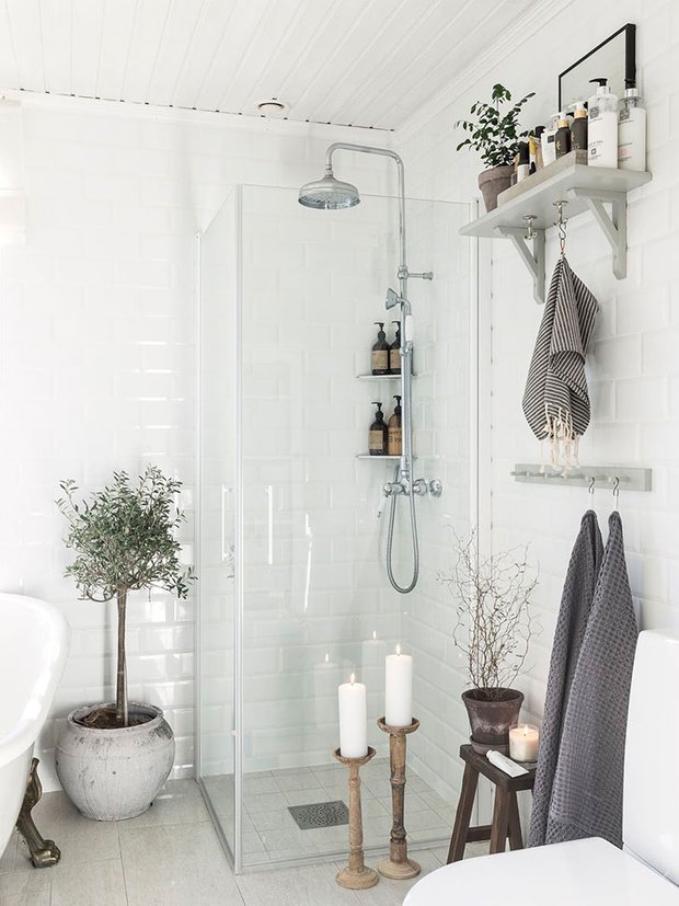 Фотография: Ванная в стиле Прованс и Кантри, Скандинавский, Декор интерьера, Дом, Швеция, Эко – фото на INMYROOM