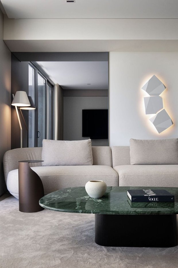 Дизайн: Nar Design Studio