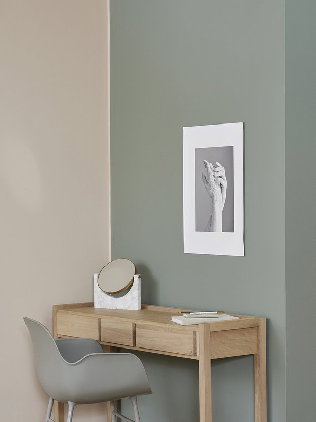 Фотография: Кабинет в стиле Минимализм, Советы, Dyson – фото на INMYROOM