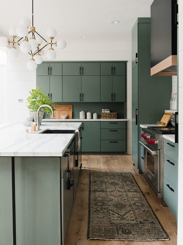 Фотография: Кухня и столовая в стиле Скандинавский, Атмосфера в доме – фото на INMYROOM