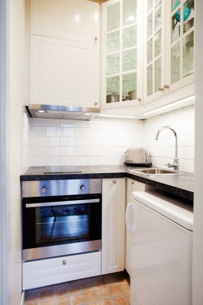 Фотография: Кухня и столовая в стиле Скандинавский, Гостиная, Классический, Малогабаритная квартира, Квартира, Дома и квартиры, Стокгольм – фото на INMYROOM