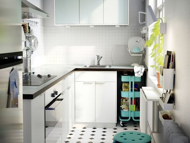 Фотография:  в стиле , Кухня и столовая, Декор интерьера, Малогабаритная квартира, Квартира, Планировки, Декор, Хрущевка – фото на INMYROOM