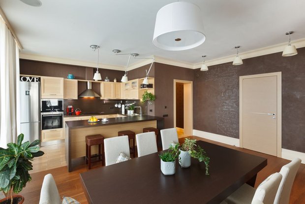 Фотография: Кухня и столовая в стиле Современный, Квартира, Artemide, BoConcept, Calligaris, Цвет в интерьере, Дома и квартиры, Санкт-Петербург – фото на INMYROOM