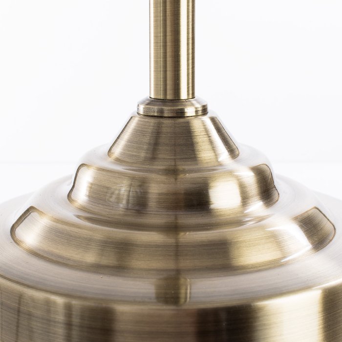 Настольная лампа из металла бронзового цвета - купить Рабочие лампы по цене 5990.0
