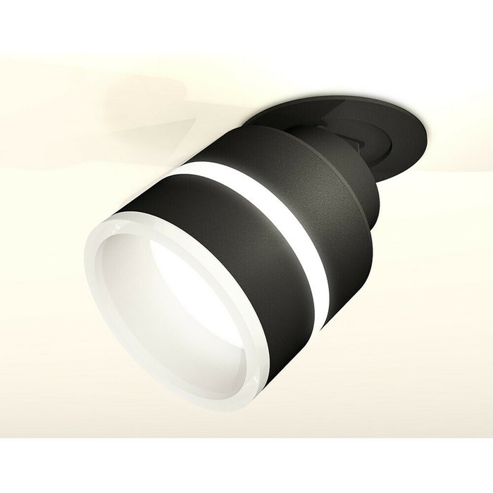 Светильник точечный Ambrella Techno Spot XM8102524 - купить Встраиваемые споты по цене 7619.0