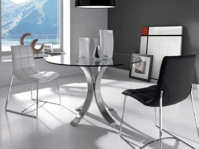 Стул белого цвета на стальном каркасе - купить Обеденные стулья по цене 33990.0