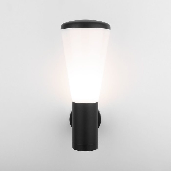 Настенный уличный светильник Cone бело-черного цвета - купить Настенные уличные светильники по цене 3960.0
