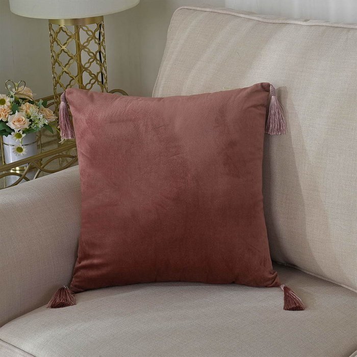 Наволочка Кэтрин 45х45 пепельно-розового цвета - купить Чехлы для подушек по цене 1290.0