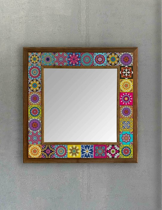 Настенное зеркало 43x43 с каменной мозаикой желто-розового цвета - купить Настенные зеркала по цене 16871.0