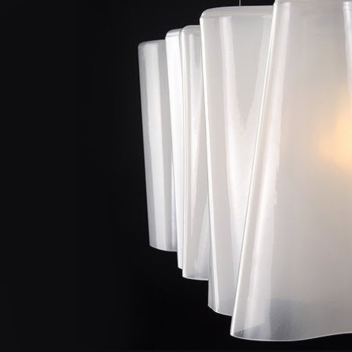 Подвесной светильник Artemide Logico из выдувного стекла с шелковой полировкой - купить Подвесные светильники по цене 30350.0