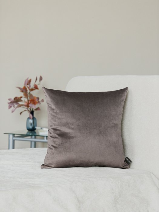 Декоративная подушка Monaco stone 45х45 серого цвета - лучшие Декоративные подушки в INMYROOM