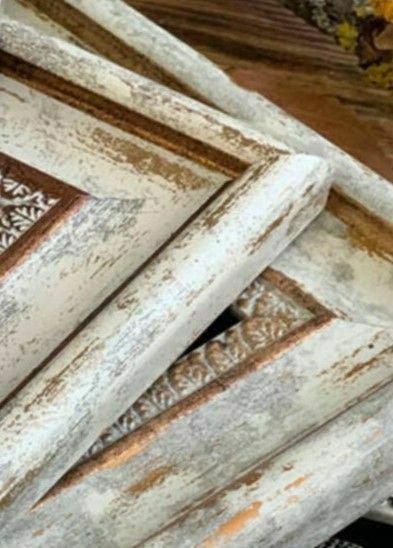 Набор из трех картин на камне Хамса 20x20 3CDD-248 в раме серо-бежевого цвета - купить Картины по цене 9959.0 Набор из трех картин на камне Хамса 20x20 3CDD-248 в раме серо-бежевого цвета - купить Картины по цене 9959.0