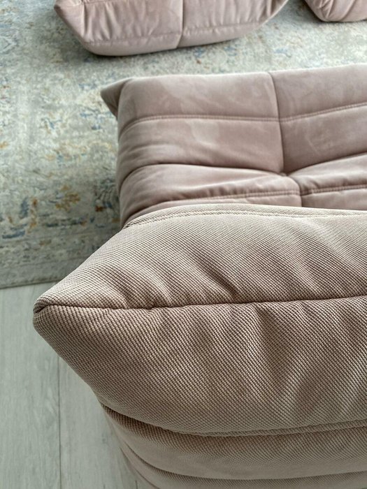 Бескаркасное кресло Чилаут розового цвета с пуфом - лучшие Бескаркасная мебель в INMYROOM
