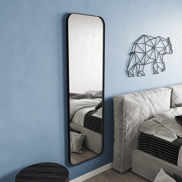 Дизайнерское настенное зеркало Kuvino L в тонкой раме черного цвета - купить Настенные зеркала по цене 24900.0