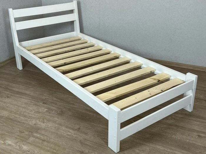 Кровать односпальная Мишка сосновая усиленная 90х200 белого цвета - купить Кровати для спальни по цене 12165.0