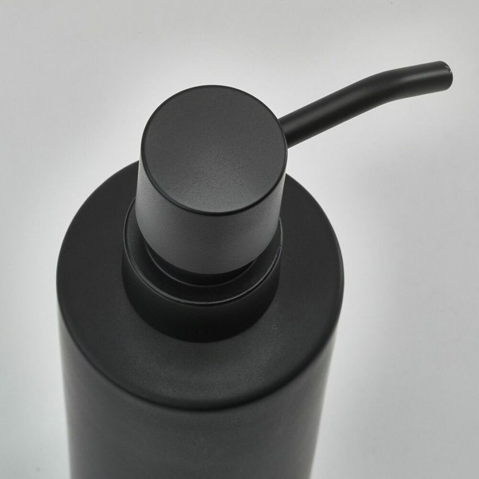 Диспенсер для мыла Forte M черного цвета - купить Диспенсеры для мыла по цене 3718.0