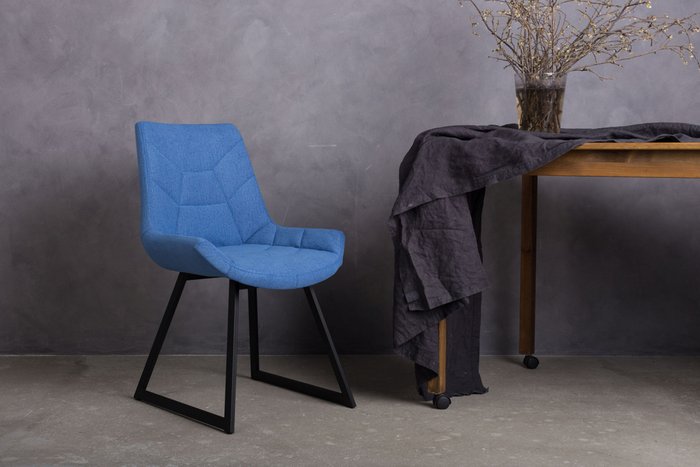 Стул Navi синего цвета с черными ножками - купить Обеденные стулья по цене 7590.0