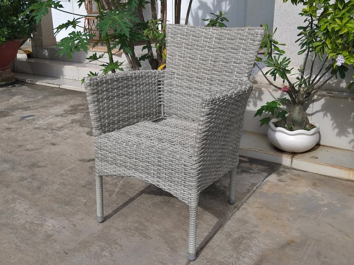 Кресло из искусственного ротанга Diana Grey серого цвета - лучшие Садовые кресла в INMYROOM