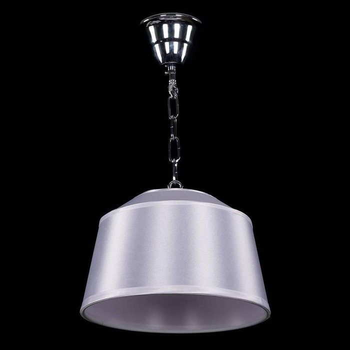 Подвесной светильник с серебряным абажуром 