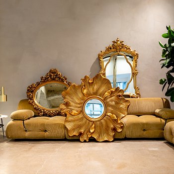 Настенное зеркало Виола Голд золотого цвета - купить Настенные зеркала по цене 22000.0