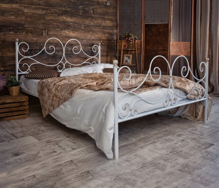 Кованая кровать Верона 140х200 белого цвета - лучшие Кровати для спальни в INMYROOM