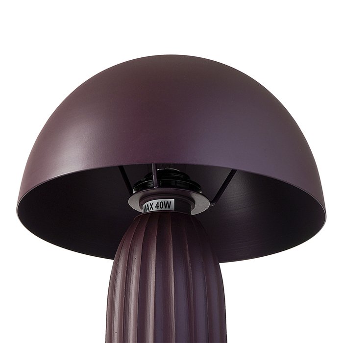 Лампа настольная Texture Sleek бордового цвета - лучшие Настольные лампы в INMYROOM