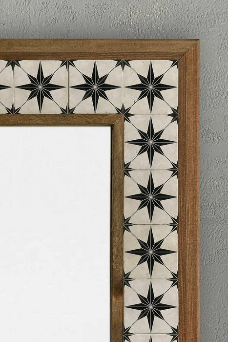 Настенное зеркало с каменной мозаикой 43x63 бело-коричневого цвета - купить Настенные зеркала по цене 22495.0