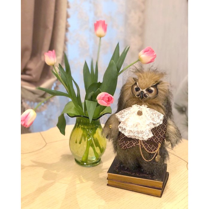 Коллекционная кукла Филин Барон Лейтон серо-коричневого цвета - купить Фигуры и статуэтки по цене 12145.0