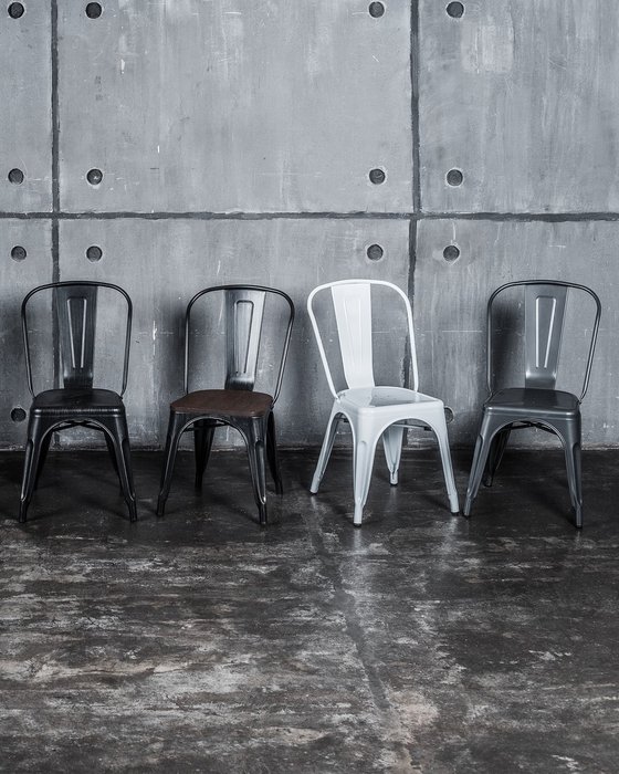 Стул Tolix серого цвета - лучшие Обеденные стулья в INMYROOM