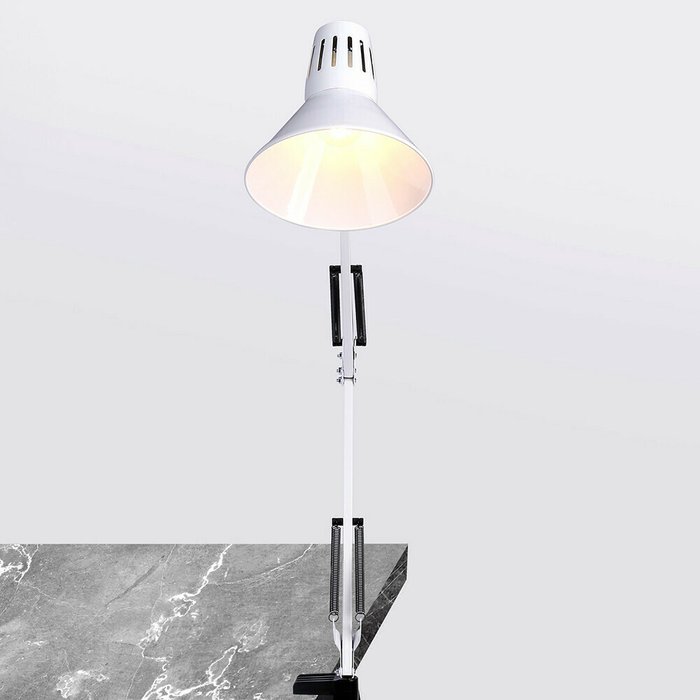 Лампа настольная Ambrella Desk DE7719 - лучшие Рабочие лампы в INMYROOM