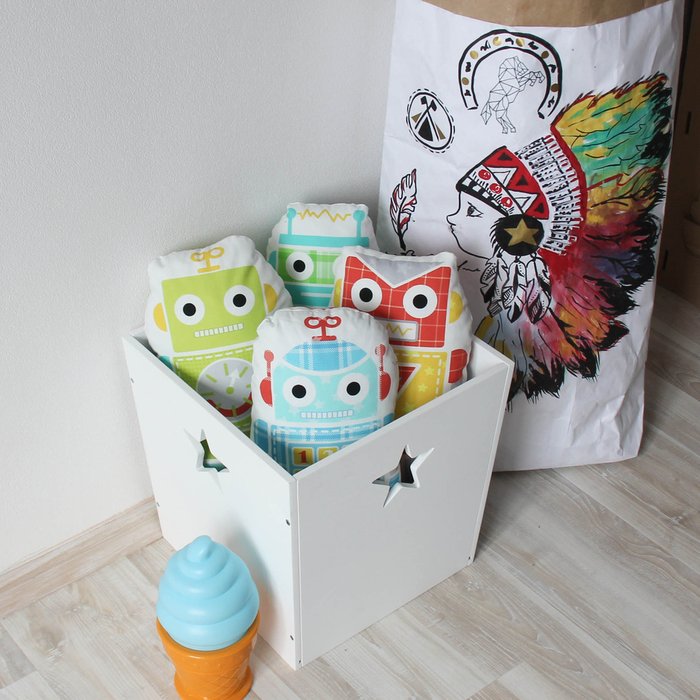 Деревянный ящик для игрушек белый со звездочкой - лучшие Декоративные коробки в INMYROOM