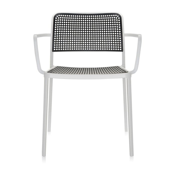 Стул Audrey черного цвета с подлокотниками  - купить Обеденные стулья по цене 59963.0