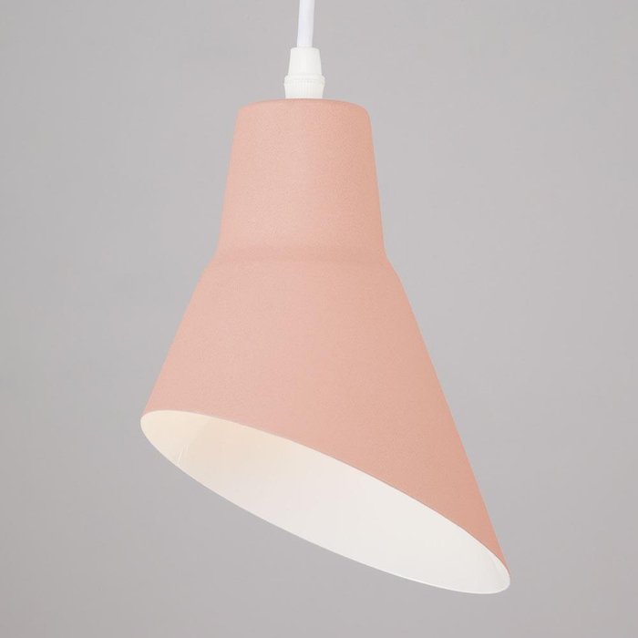 Подвесной светильник Nook розового цвета - купить Подвесные светильники по цене 1430.0